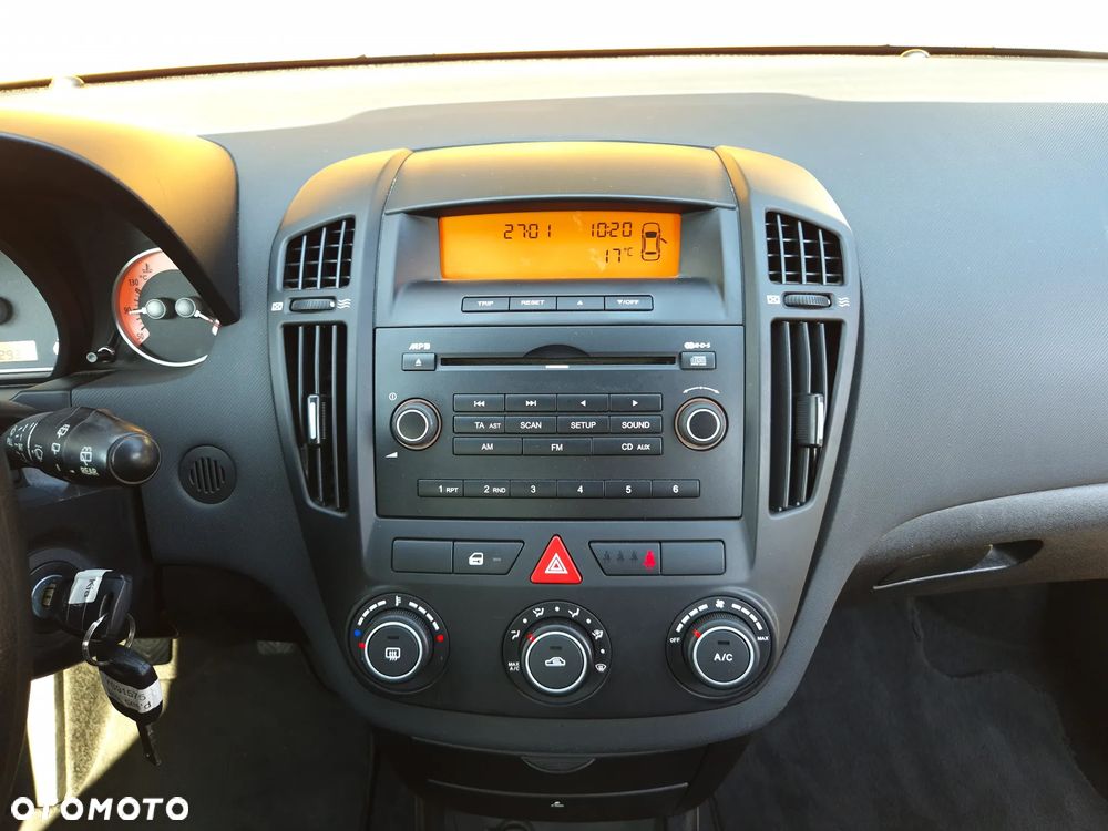 Kia ProCeed 1.6 CVVT EX - 19