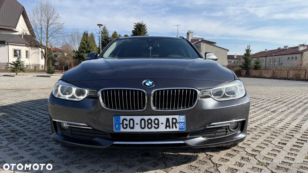 BMW Seria 3 320d xDrive Luxury Line - 9