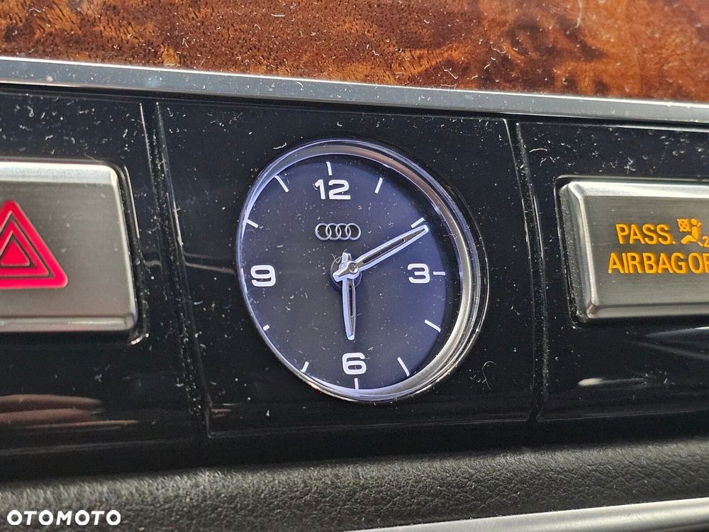 Audi A8 - 36