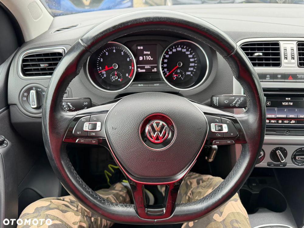 Volkswagen Polo 1.2 TSI Highline - 12