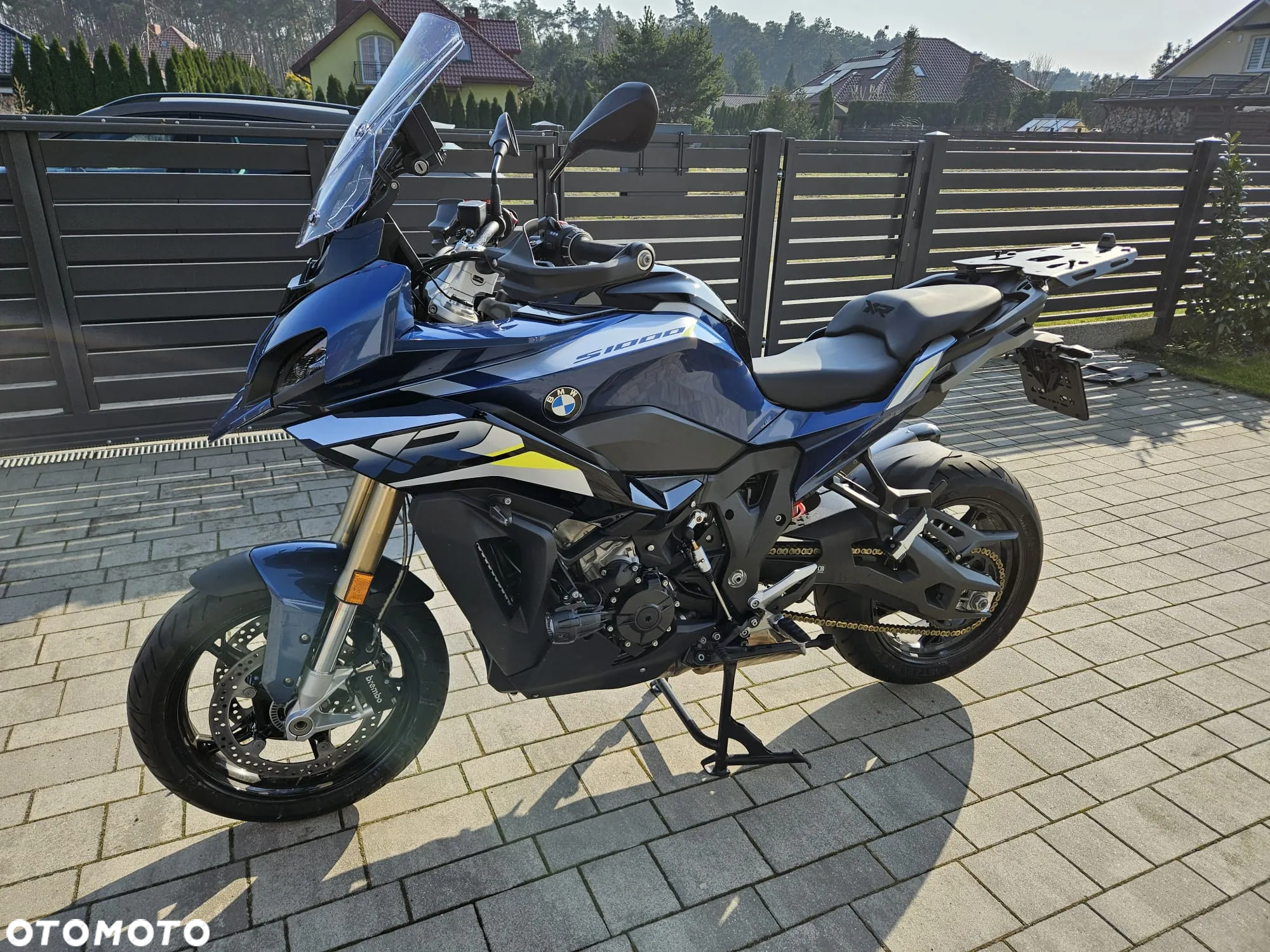 BMW XR - 2