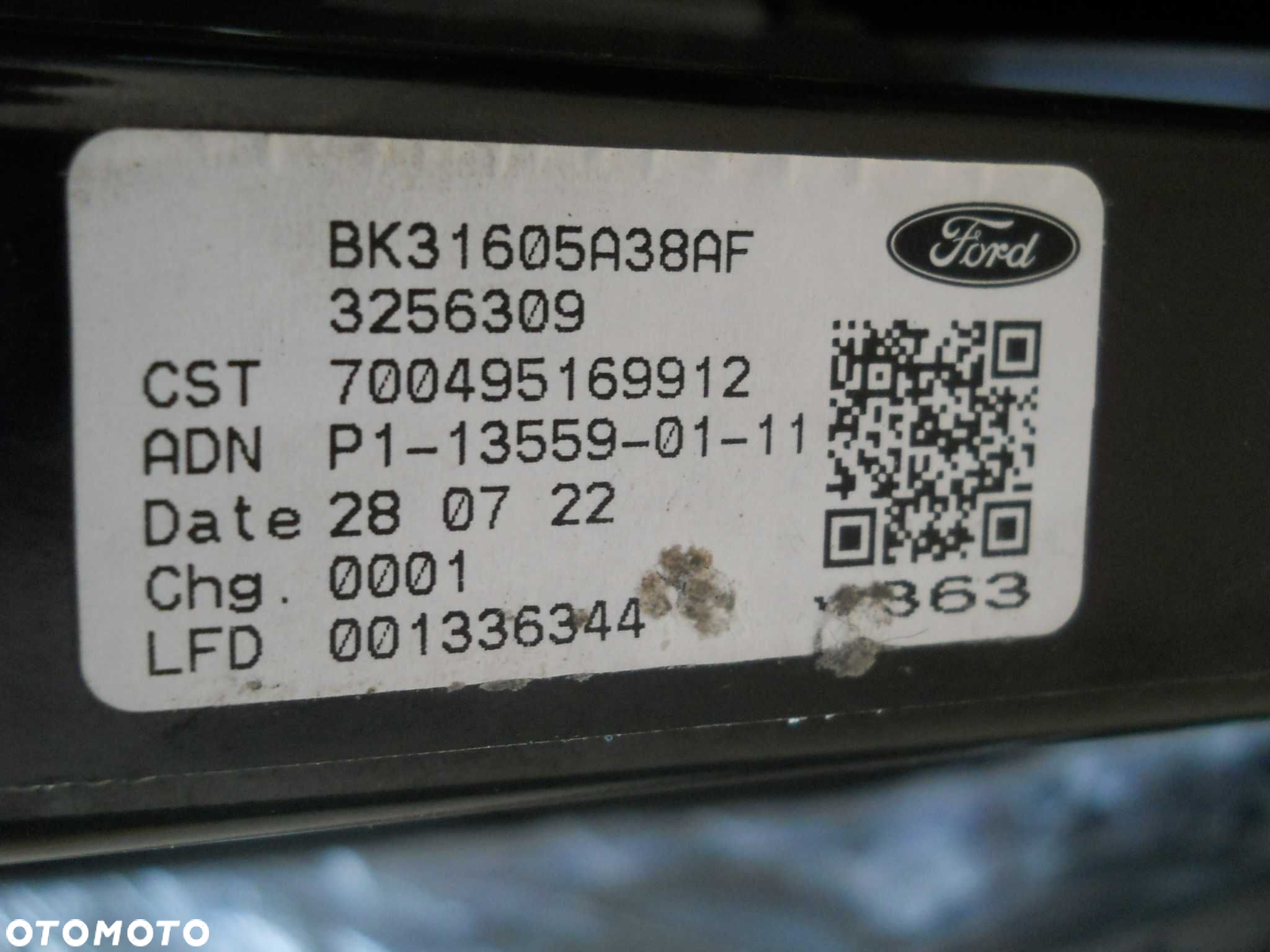 Fotel trzyosobowy 140cm kanapa skóra Ford Transit MK8 NOWA 2022r F.V - 6