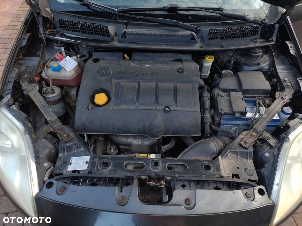 Fiat Bravo 1.9 Multijet Emotion - 22