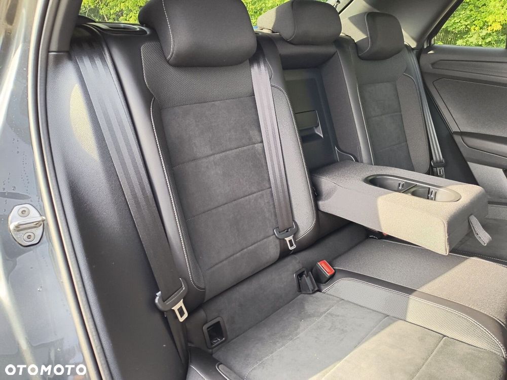 Volkswagen T-Roc 1.5 TSI Style DSG - 18