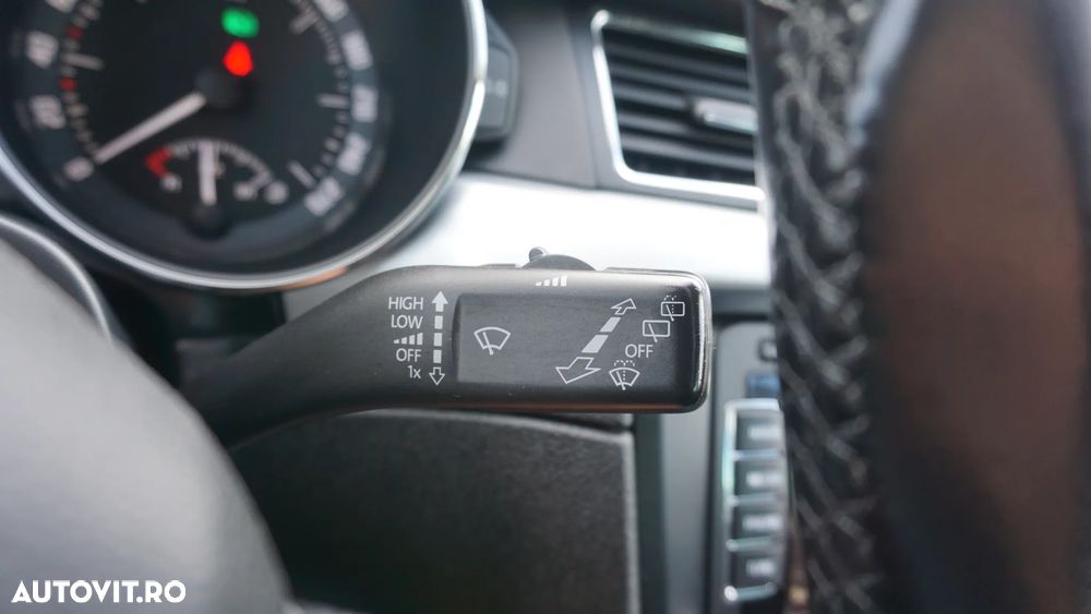 Skoda Superb 2.0 TDI Green tec DSG Elegance - 23