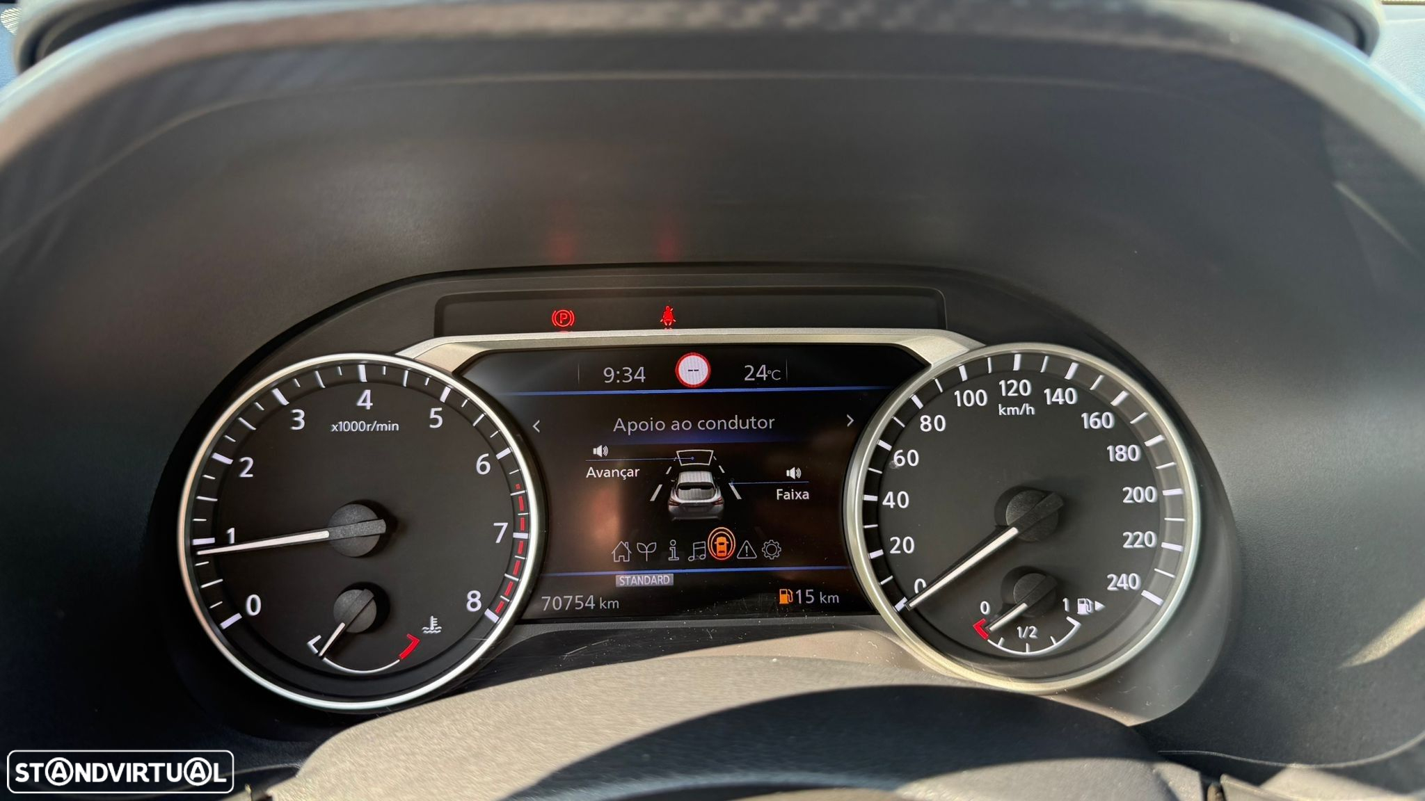 Nissan Juke 1.0 DIG-T Kiiro - 33