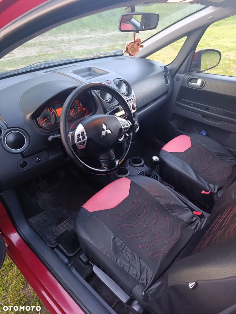 Mitsubishi Colt - 9
