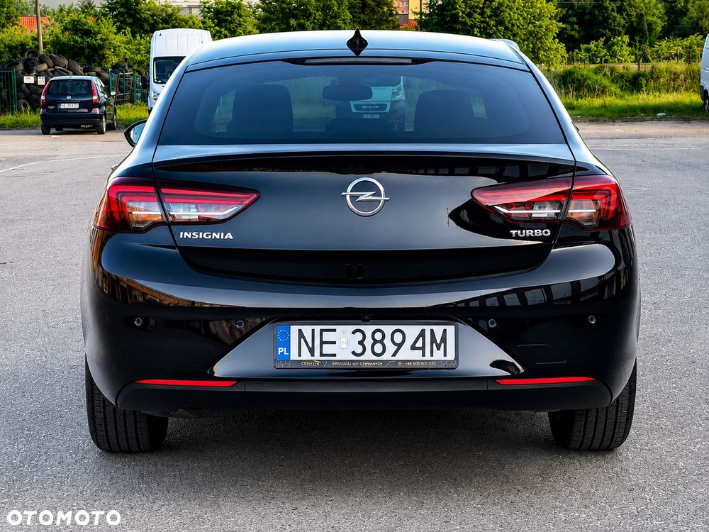 Opel Insignia 1.5 T Exclusive S&S - 10