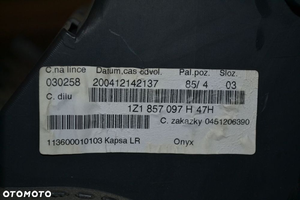 SKODA OCTAVIA II SCHOWEK PASAŻERA EUROPA CZARNY 1Z1857097H - 5