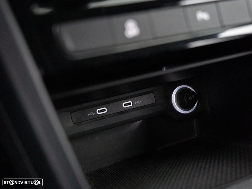 VW Touran 2.0 TDI Confortline - 22