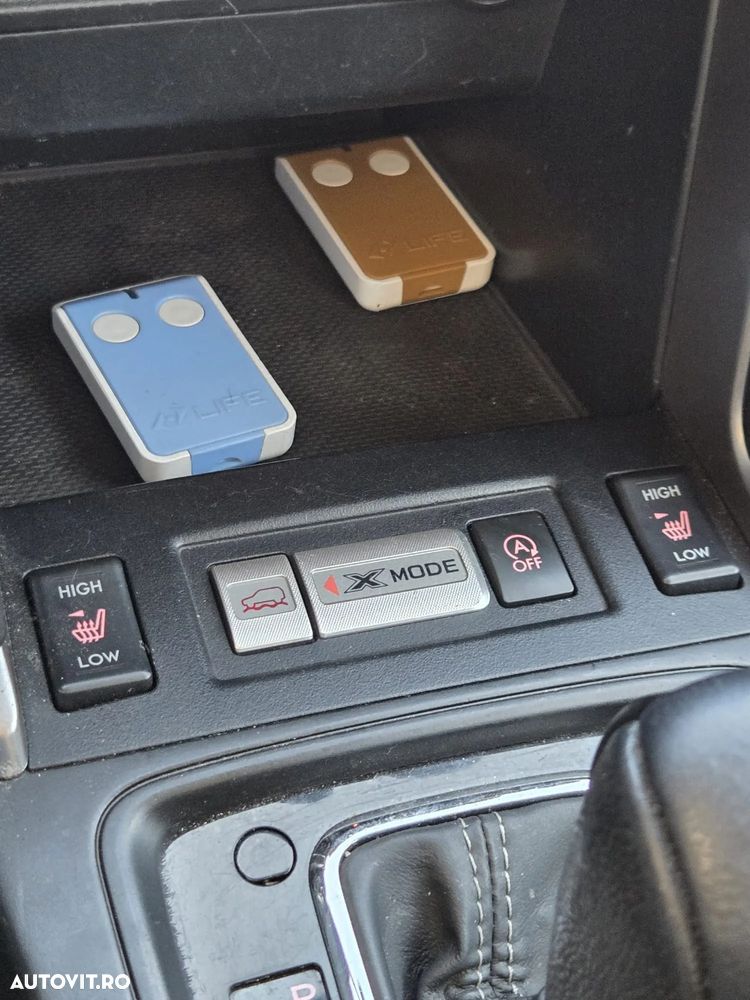 Subaru Forester 2.0i CVT Exclusive ES - 7