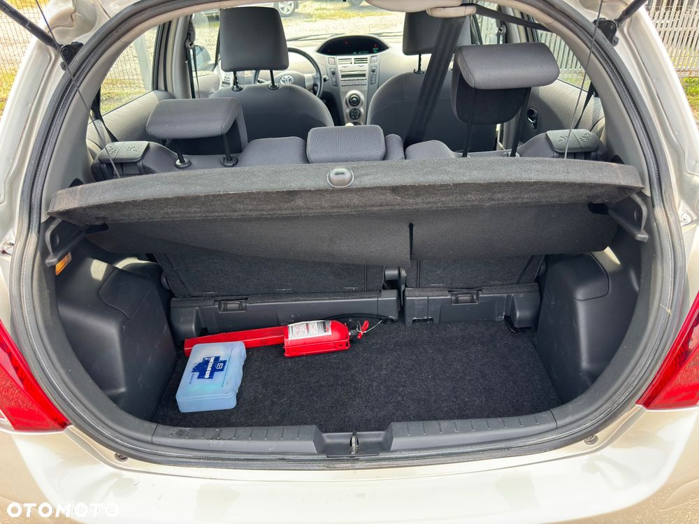Toyota Yaris 1.33 Sol - 24