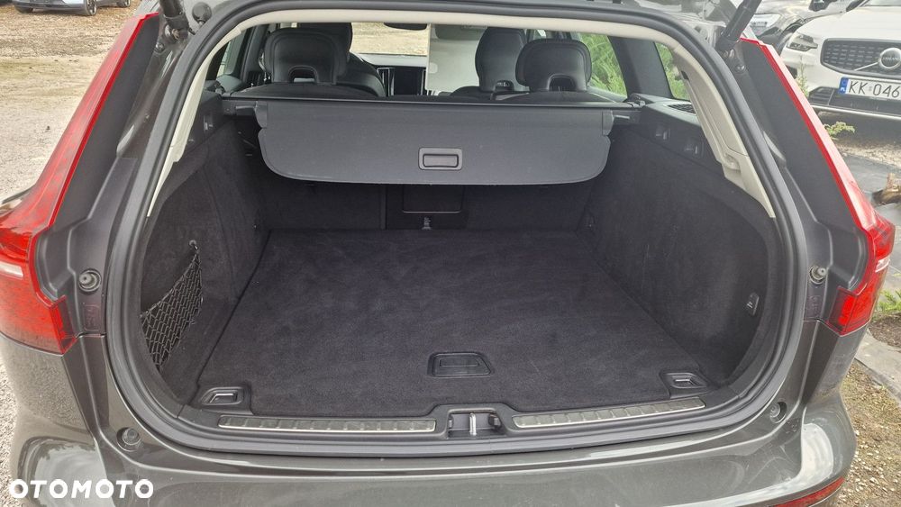 Volvo V60 Cross Country - 40