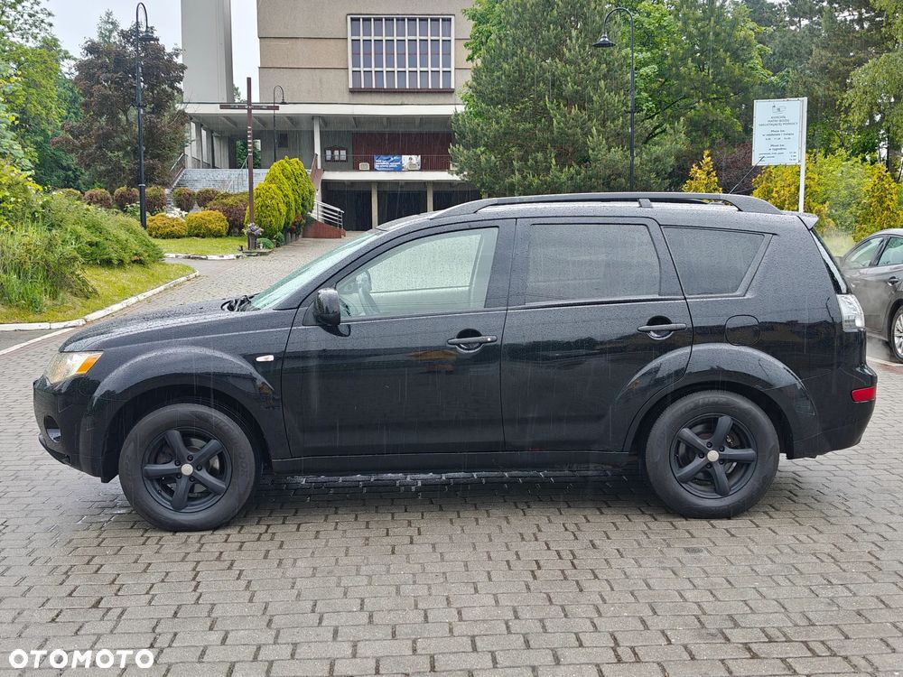 Mitsubishi Outlander 3.0 V6 LS 2WD - 2