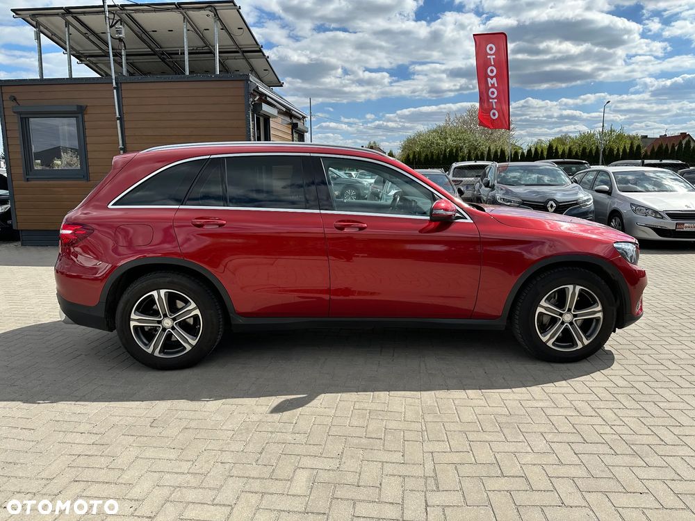 Mercedes-Benz GLC - 36