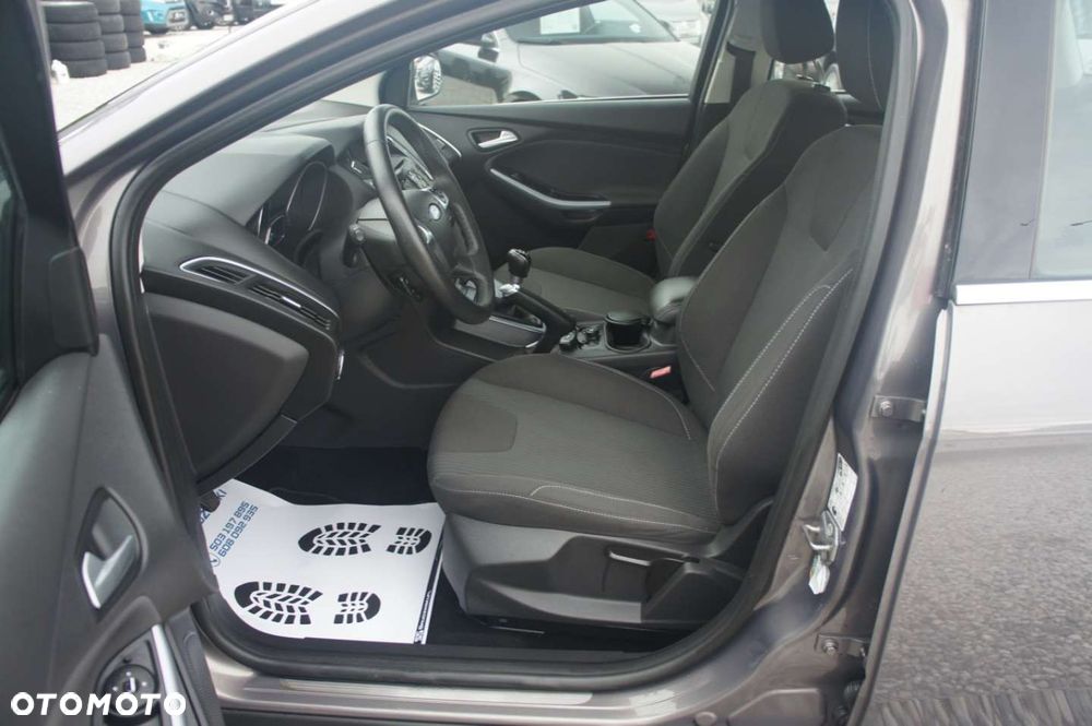 Ford Focus - 17