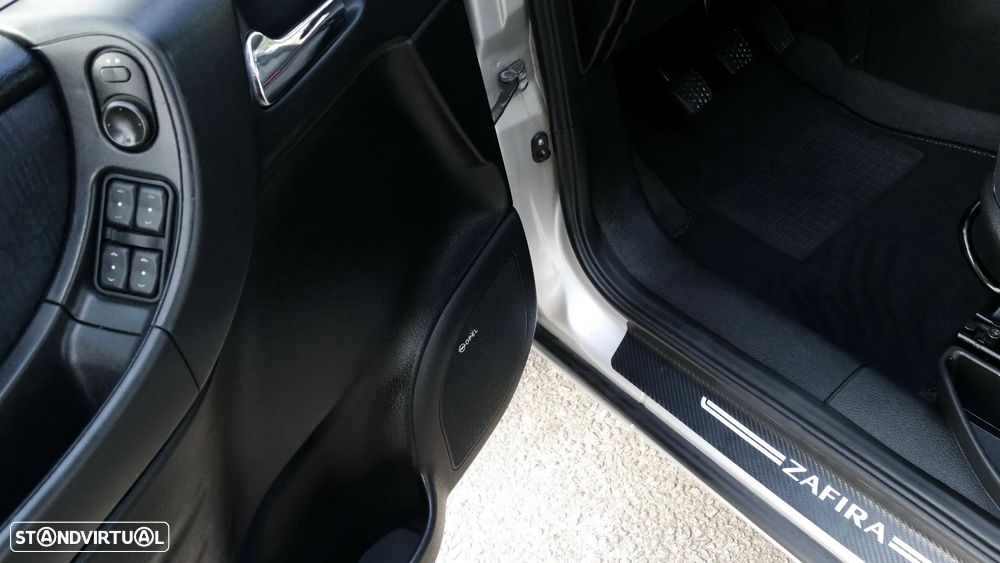 Opel Zafira 2.0 DTi Elegance - 6