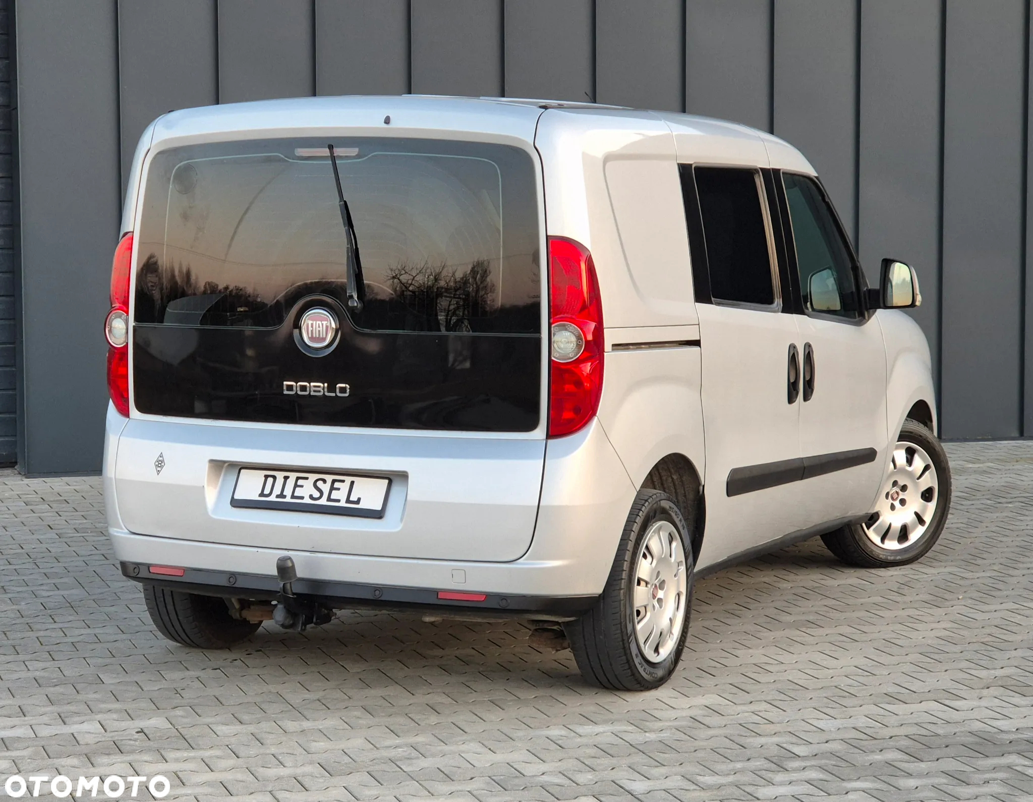 Fiat Doblo 2.0 Multijet 16V Emotion - 33