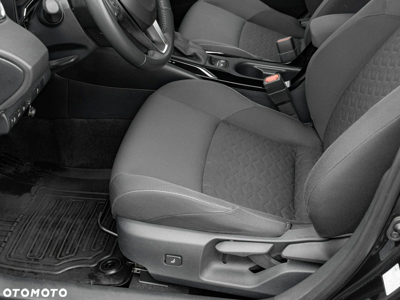 Toyota Corolla 1.8 Hybrid GPF Comfort - 12