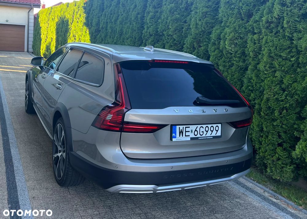 Volvo V90 D5 AWD Inscription - 8