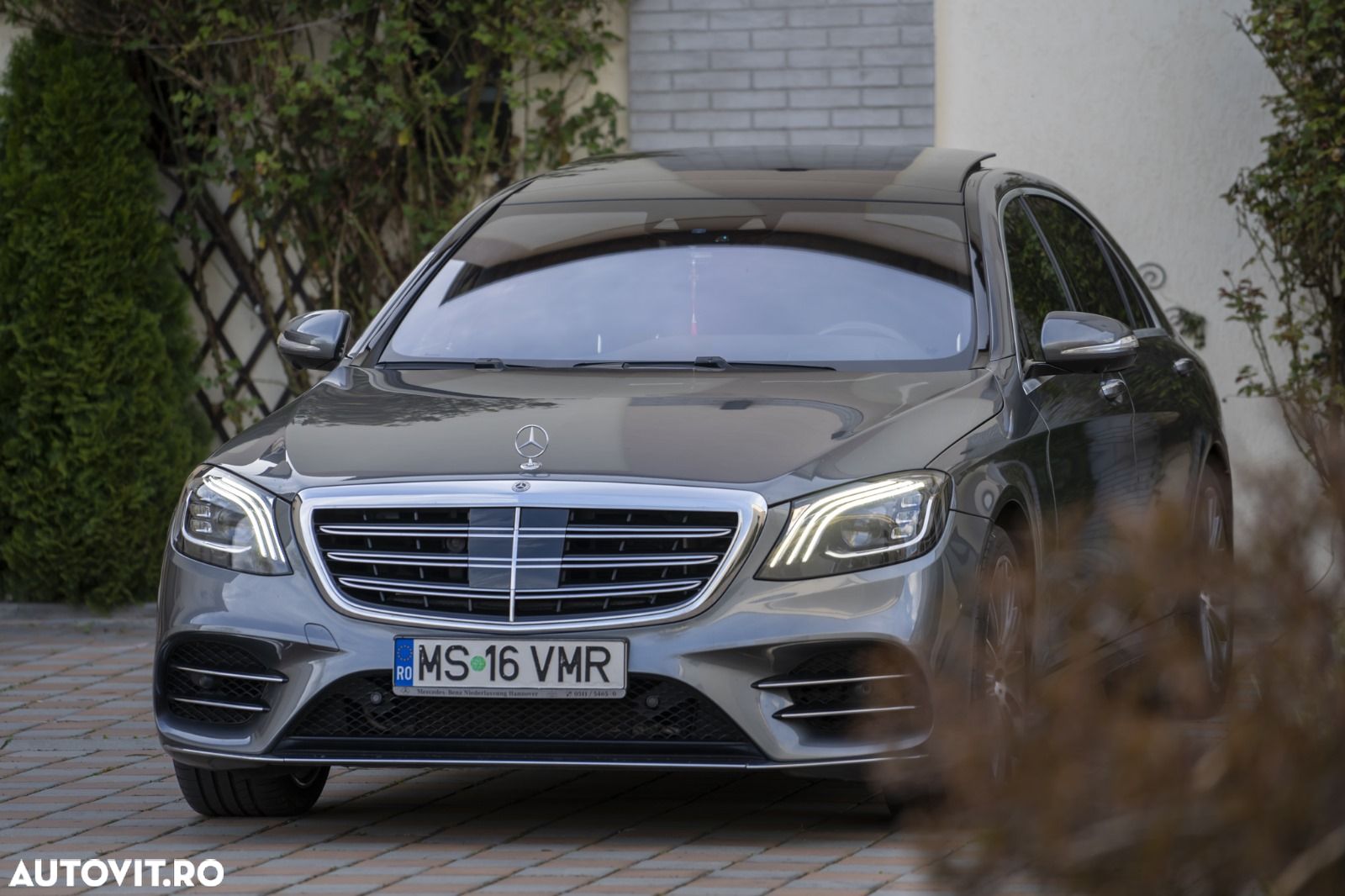Mercedes-Benz S 560 4MATIC Long Aut. - 1