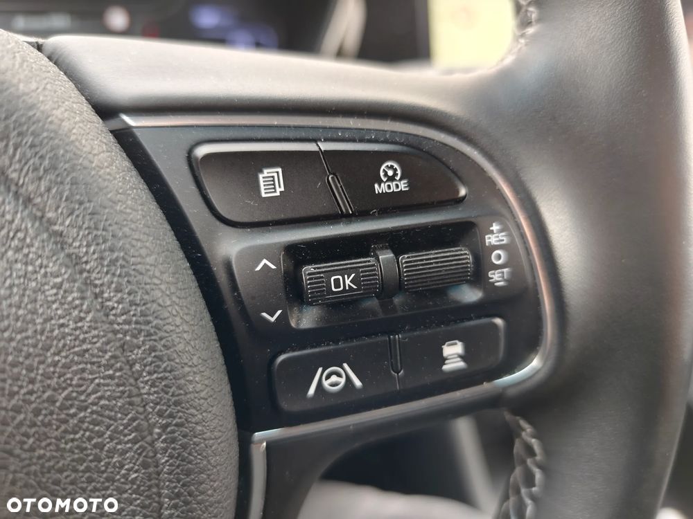 Kia Niro 1.6 GDI Plug-In Hybrid Business Line - 32