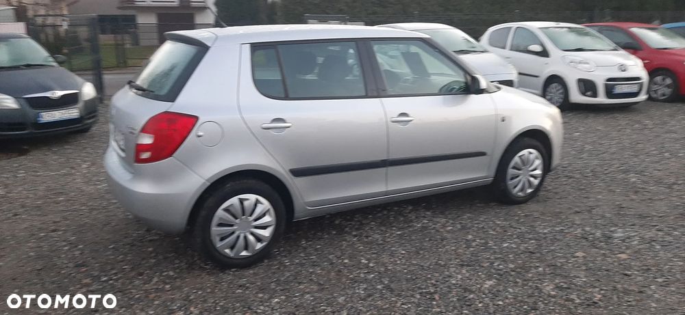 Skoda Fabia - 23