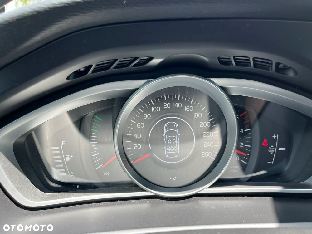 Volvo V40 D2 Drive-E Kinetic - 11