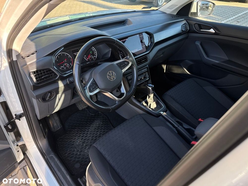 Volkswagen T-Cross - 10