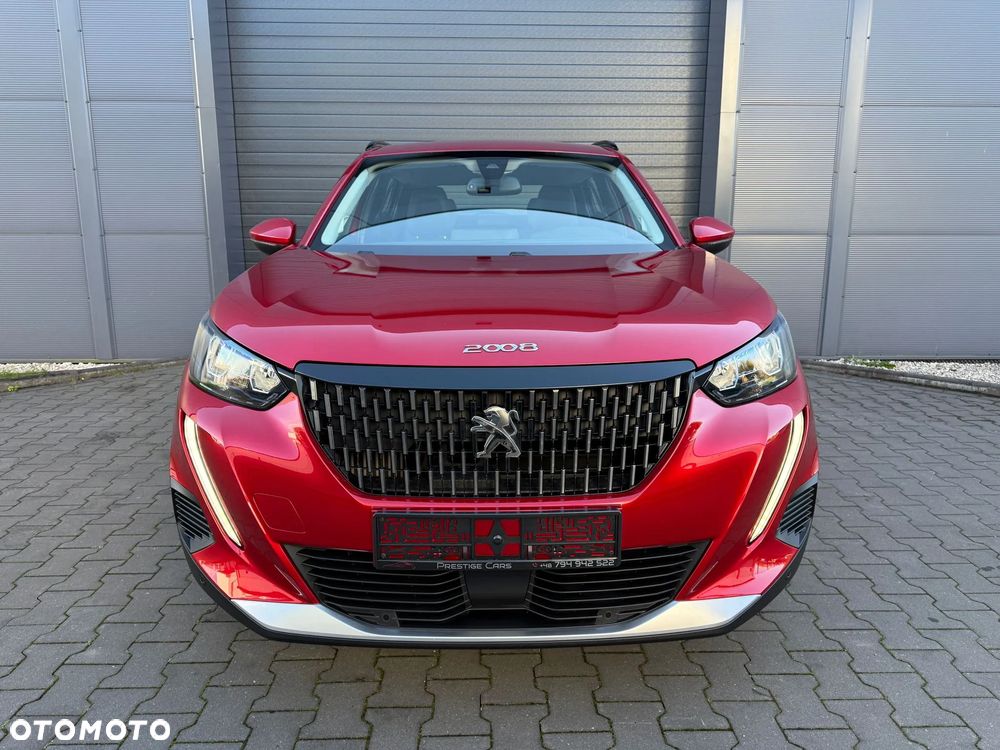 Peugeot 2008 1.2 Pure Tech Allure S&S - 9