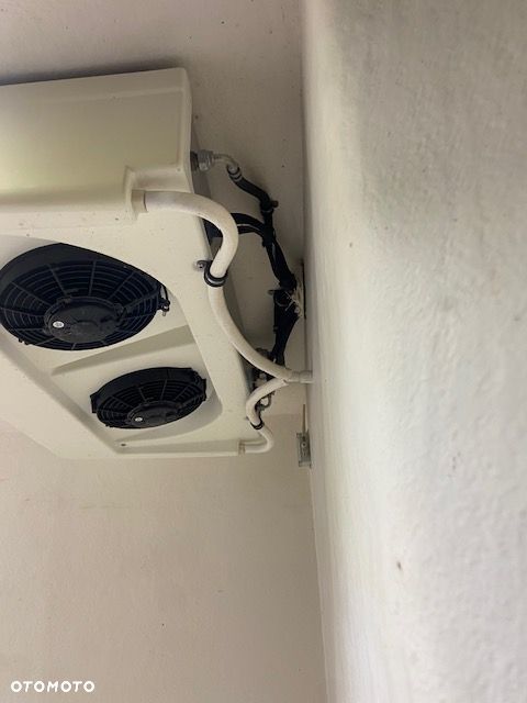 Mercedes-Benz SPRINTER - 9