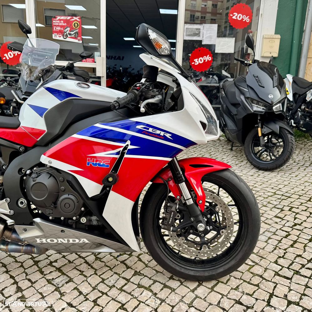 Honda CBR 1000 RR - 8