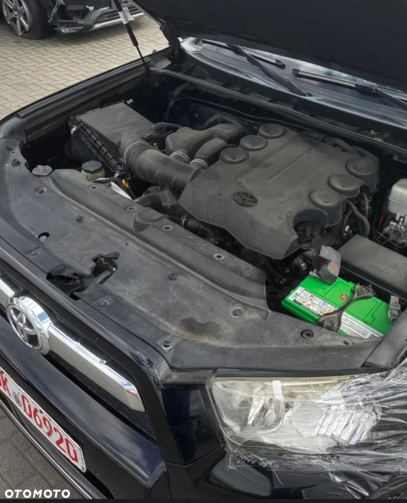 Toyota 4-Runner - 8