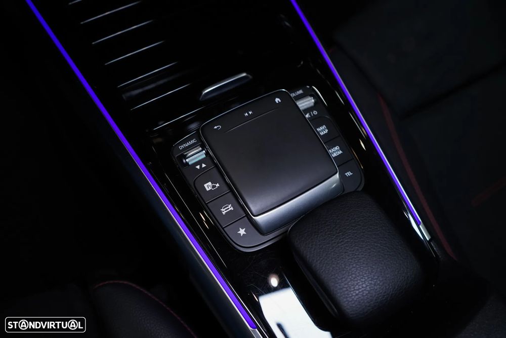 Mercedes-Benz GLB 220 d 4Matic AMG Line - 24