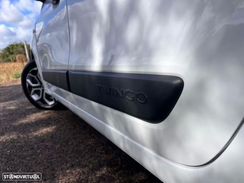 Renault Twingo Z.E. 22 Intens - 38