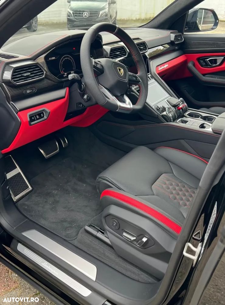 Lamborghini URUS - 3
