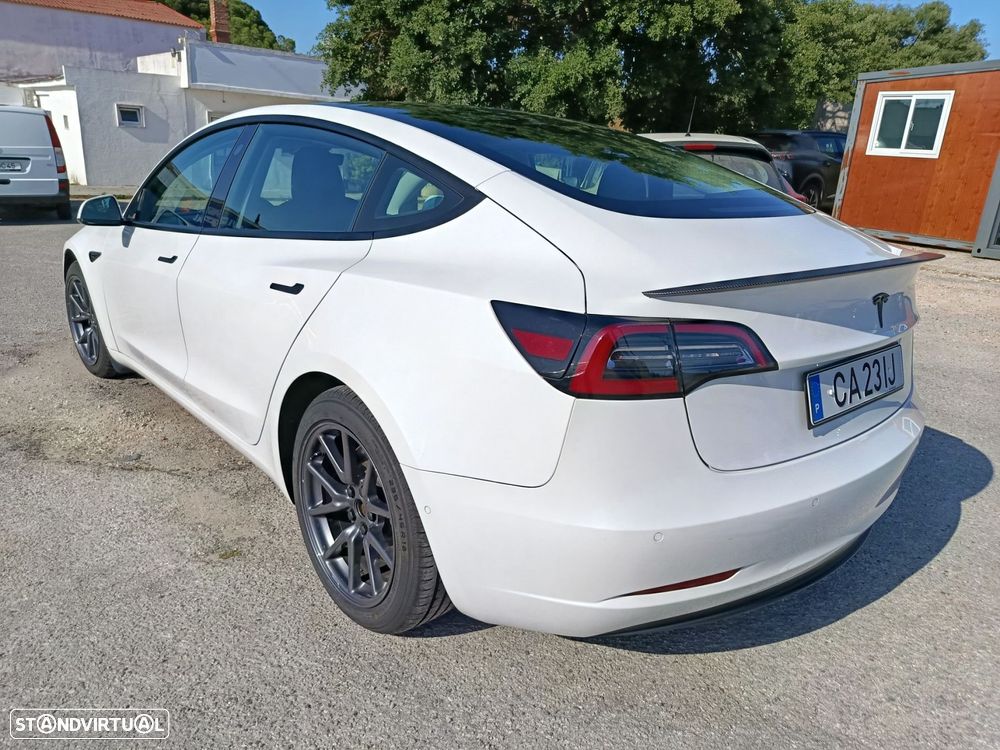 Tesla Model 3 Long-Range Dual Motor AWD - 18