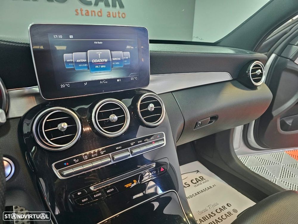 Mercedes-Benz C 300 h AMG Line - 21
