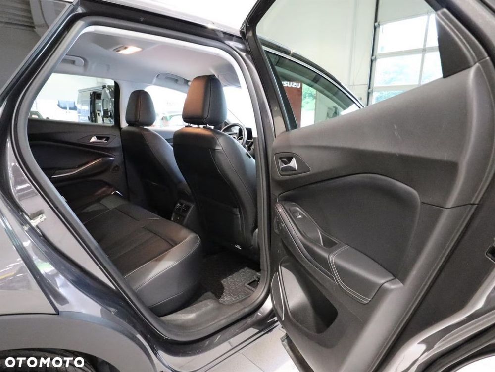 Opel Grandland X Plug-in-Hybrid4 1.6 DI Start/Stop Ultimate - 25