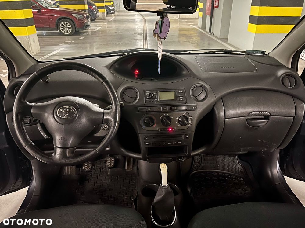 Toyota Yaris - 14