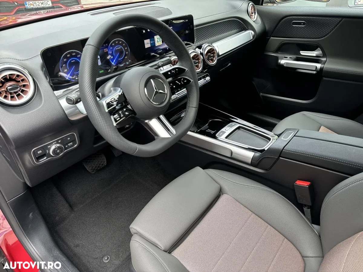 Mercedes-Benz EQB 300 4MATIC - 9