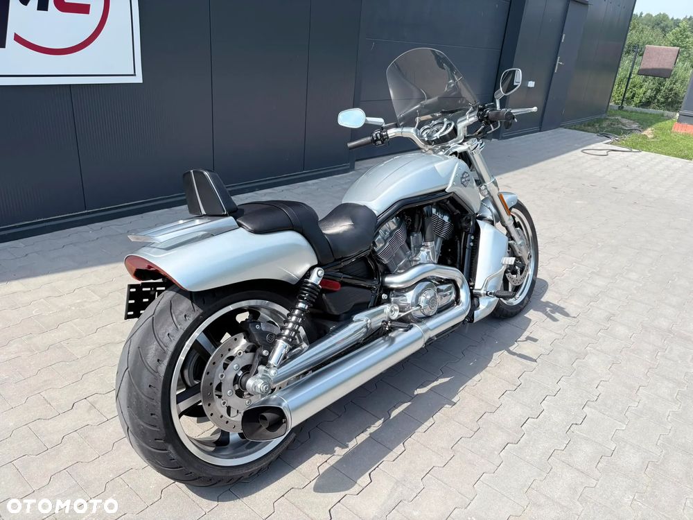 Harley-Davidson V-Rod Muscle - 3
