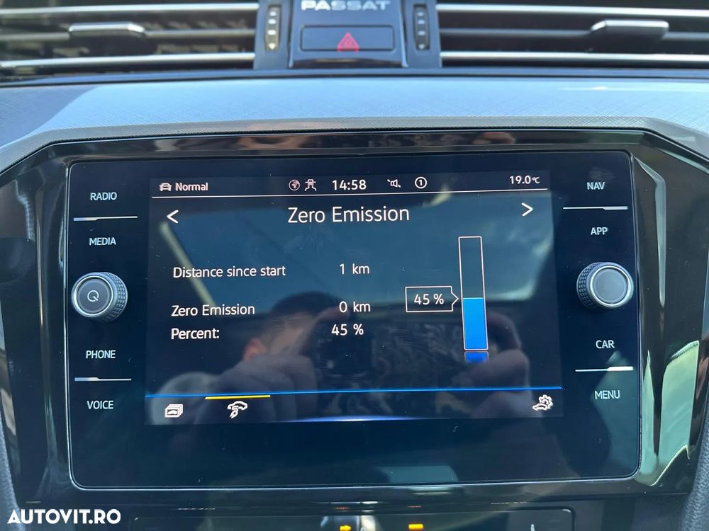 Volkswagen Passat 1.4 TSI Plug-In-Hybrid DSG GTE - 26