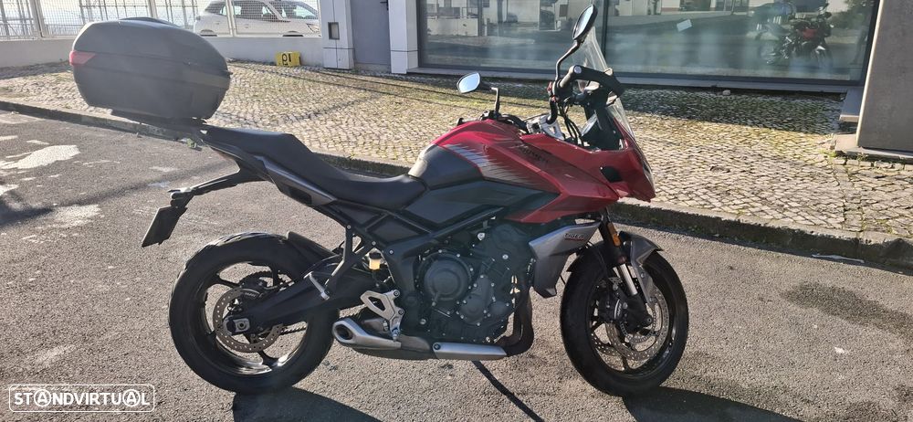 Triumph Tiger - 1