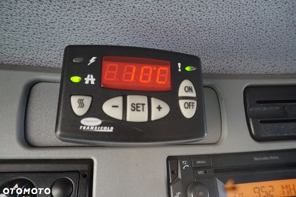 Mercedes-Benz Atego 821 - 14