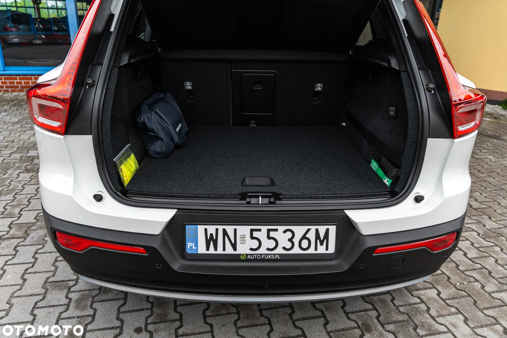 Volvo XC 40 T3 Momentum Pro - 10