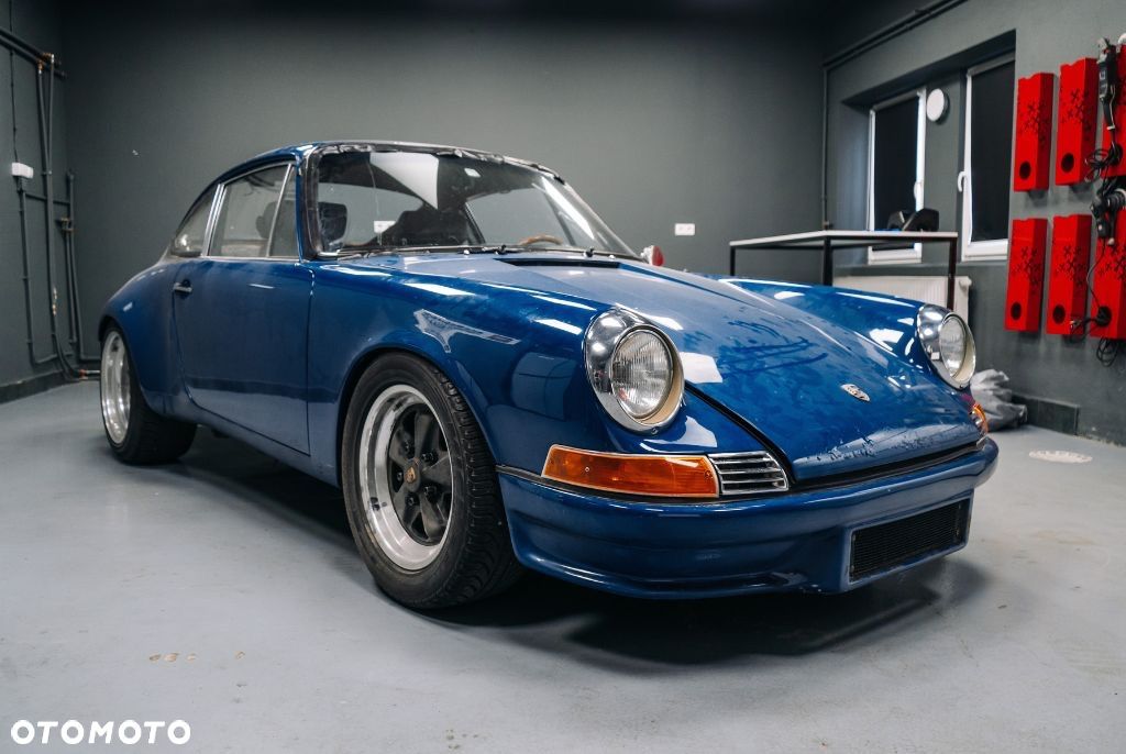 Porsche 911 - 1