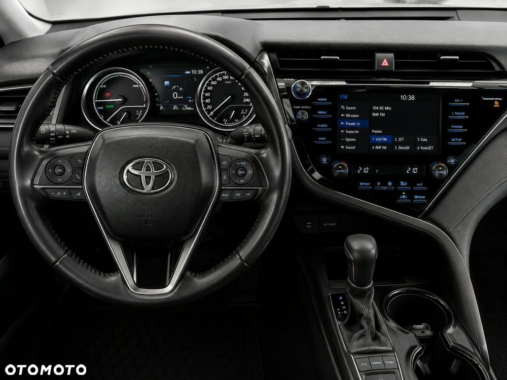 Toyota Camry 2.5 Hybrid Prestige CVT - 10