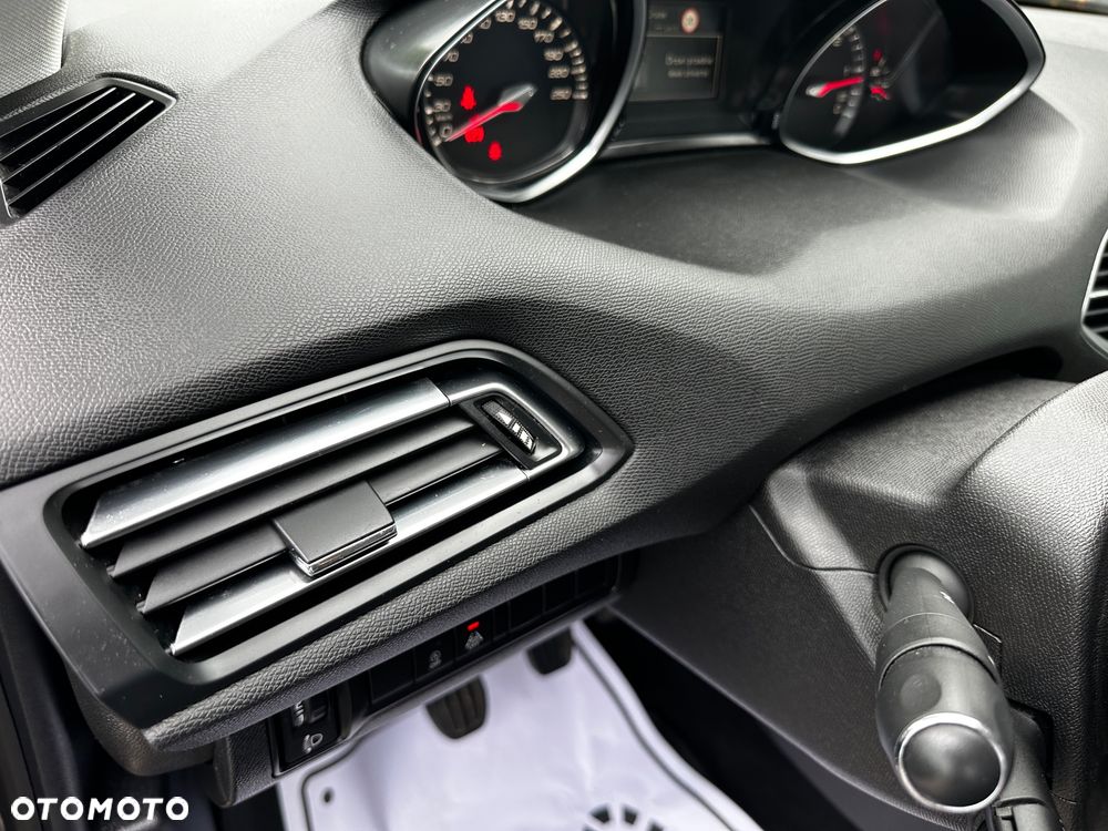 Peugeot 308 BlueHDi FAP 130 Stop & Start Allure Pack - 33