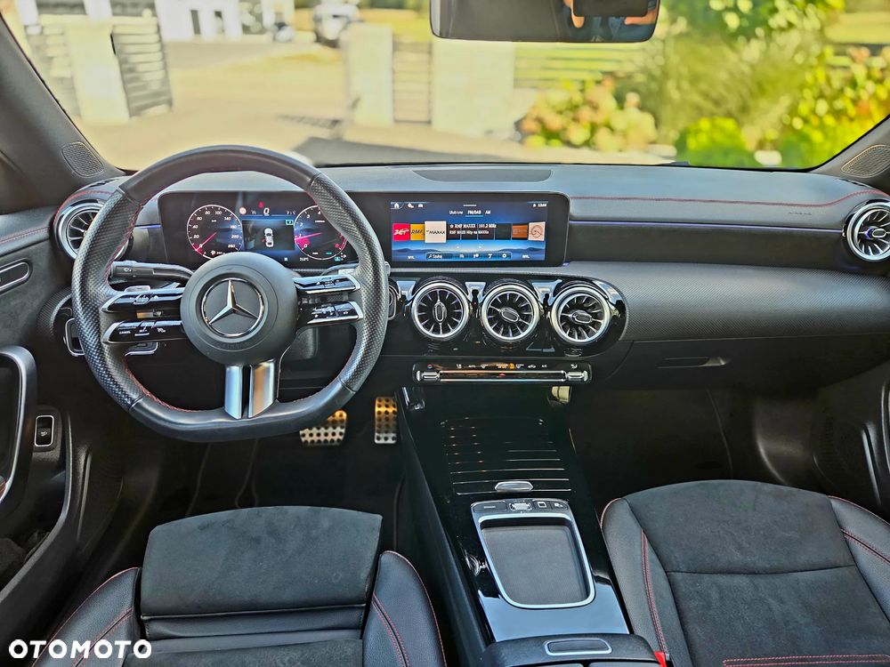 Mercedes-Benz CLA - 8